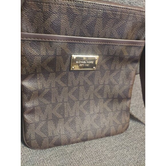 Michael Kors Briley Small Women's Messenger Crossbody Bag - Brown Canvas Strap - Picture 2 of 11